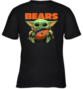 Baby Yoda Loves The Chicago Bears Star Wars Baby Yoda Hugs Bears NFL Youth T-Shirt