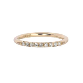 Gold Round Semi Pave Band